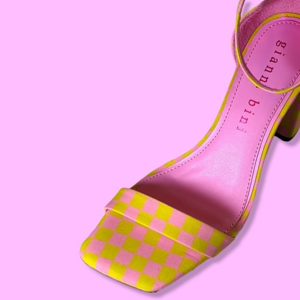 NWT Gianni Bini Pink and Green Checkered Heels sz 7.5